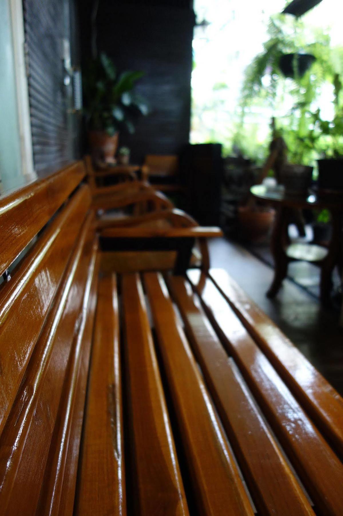 Smile Society Hostel Bangkok Exterior photo